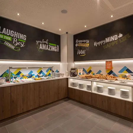 Отель Hampton By Hilton Centre Дюссельдорф