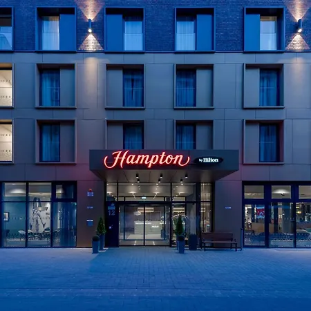 Hampton By Hilton Centre Hotel