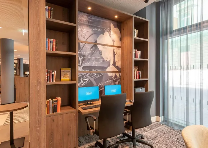 Hampton By Hilton Centre