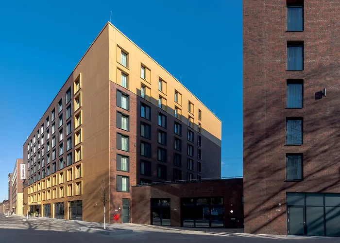 Hampton By Hilton Centre Hotel 3*