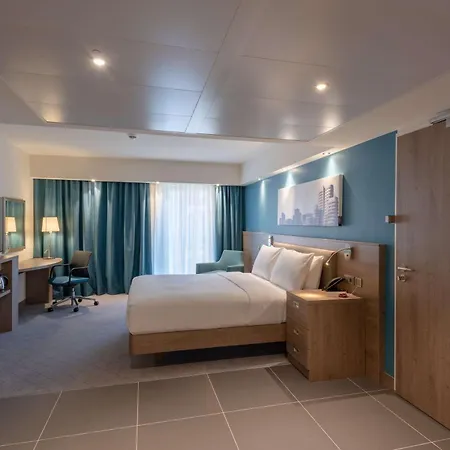 Hampton By Hilton Centre فندق 3*