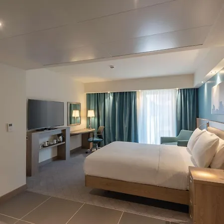 Hampton By Hilton Centre Отель 3*
