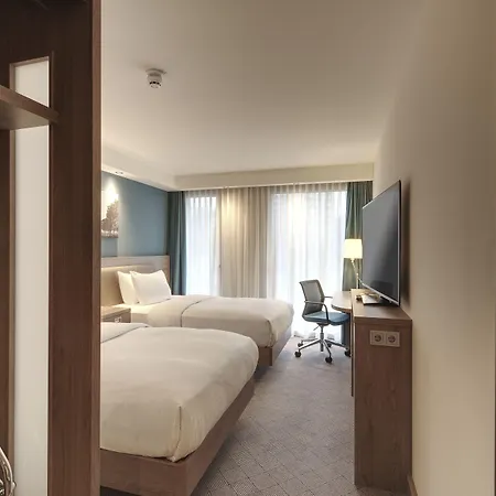 Hampton By Hilton Centre