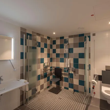 Hotel Hampton By Hilton Centre