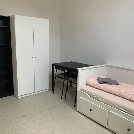 Hampton By Hilton Centre ホテル 3*