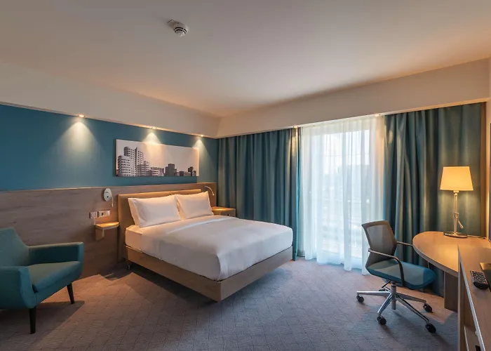 Otel Hampton By Hilton Centre