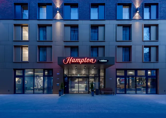 Hampton By Hilton Centre Otel