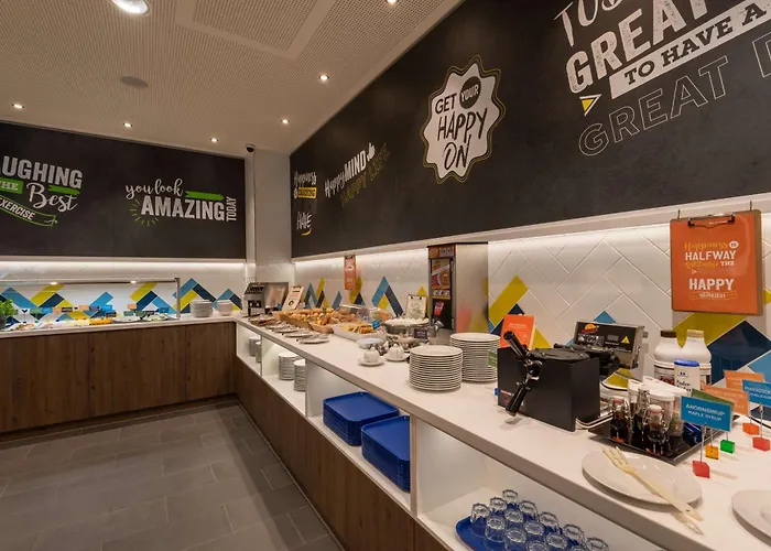 Otel Hampton By Hilton Centre 3*