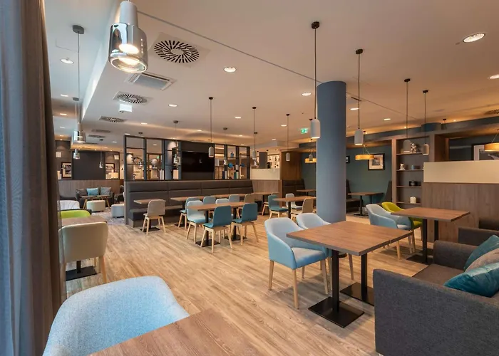 Otel Hampton By Hilton Centre Düsseldorf