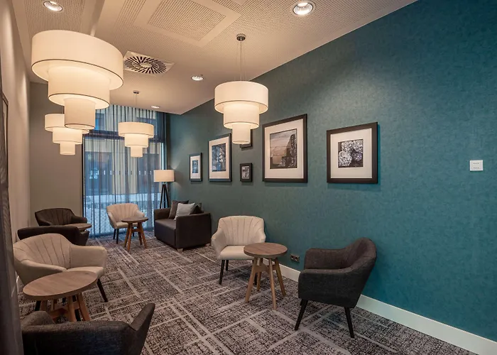 Otel Hampton By Hilton Centre