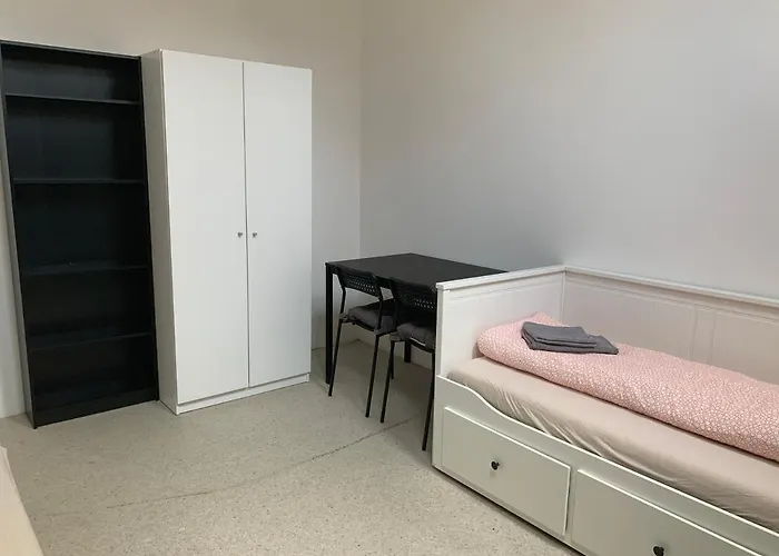 Hampton By Hilton Centre Hotel 3*